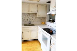 1333 E Hallandale Beach Blvd, Hallandale Beach, FL 33009, Sold 12/15/21