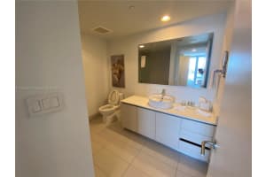 2602 E Hallandale Beach Blvd r1105, Hallandale Beach, FL 33009, Sold 05/25/22
