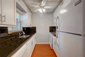 8530 Old Country Manor, Davie, FL 33328, Sold 03/28/22