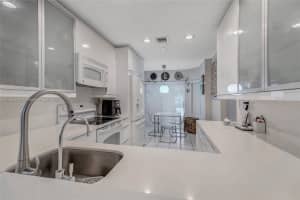 5231 NW 102nd Ct, Doral, FL 33178, Sold 12/31/21