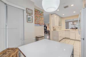 5231 NW 102nd Ct, Doral, FL 33178, Sold 12/31/21