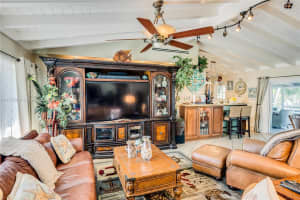 1625 SW 5th St, Fort Lauderdale, FL 33312, Sold 02/01/22