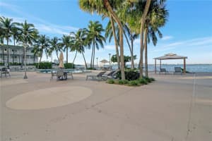 1865 79th Street Causeway #5l, North Bay Village, FL 33141, Sold 01/24/22