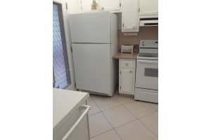 202 SE 10th St, Dania Beach, FL 33004, Sold 02/01/22