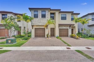 24981 SW 107th Ct, Homestead, FL 33032, Sold 01/06/22