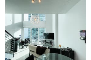 60 SW 13th St, Miami, FL 33130, Sold 02/01/22