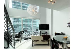 60 SW 13th St, Miami, FL 33130, Sold 02/01/22