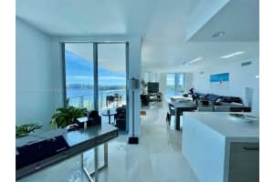 17111 Biscayne Blvd Unit 610, Aventura, FL 33160, Sold 04/12/22