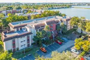 511 Ives Dairy Rd, Miami, FL 33179, Sold 01/07/22