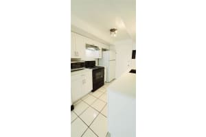 1250 West Ave #4a, Miami Beach, FL 33139, Sold 12/30/21