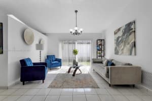 20131 NW 81st Ct, Hialeah, FL 33015, Sold 12/16/21