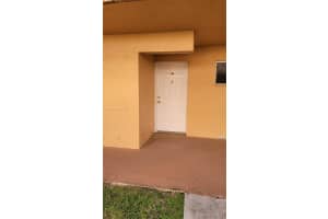 14905 SW 80th St, Miami, FL 33193, Sold 12/09/21