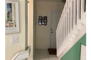 8230 NW 10th St, Miami, FL 33126, Sold 01/20/22