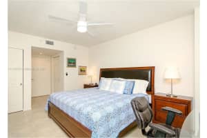 2080 S Ocean Dr, Hallandale Beach, FL 33009, Sold 01/05/22