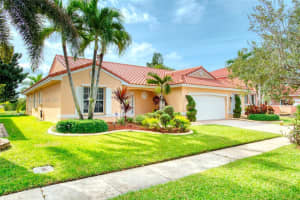18420 SW 4th St, Pembroke Pines, FL 33029, Sold 12/23/21