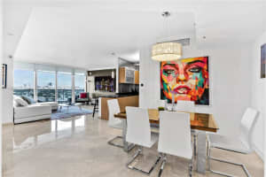 400 Alton Rd, Miami Beach, FL 33139, Sold 12/28/21