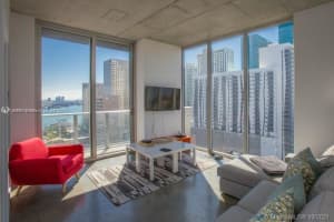 151 SE 1st St, Miami, FL 33131, Sold 01/31/22