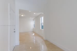 10450 NW 69th Terrace, Doral, FL 33178, Sold 02/10/22