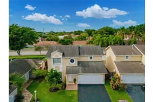 5552 NW 101st Ct, Doral, FL 33178, Sold 04/04/22