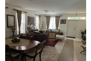 5270 NW 106th Ct, Doral, FL 33178, Sold 05/09/22