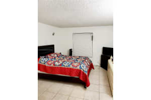 5199 NW 7th St, Miami, FL 33126, Sold 12/20/21