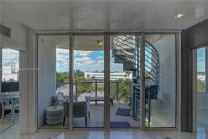 2155 Washington Ct, Miami Beach, FL 33139, Sold 03/18/22