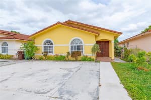 7685 W 30th Ln, Hialeah, FL 33018, Sold 01/19/22