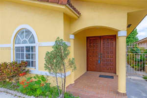 7685 W 30th Ln, Hialeah, FL 33018, Sold 01/19/22