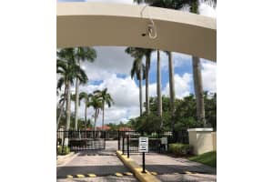 13875 SW 102nd Ln, Miami, FL 33186, Sold 01/28/22