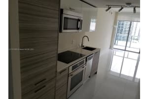 3301, 1300 Brickell Bay Dr #3505, Miami, FL 33131, Sold 09/16/22