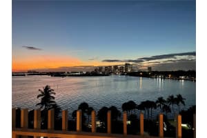 1 Grove Isle Dr A704, Miami, FL 33133, Sold 02/28/22
