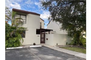 443 NW 97th Pl, Miami, FL 33172, Sold 02/01/22