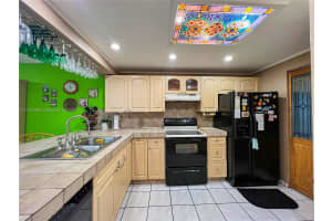 1382 SW 131st Pl Cir E, Miami, FL 33184, Sold 12/23/21