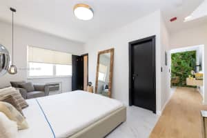 500 14th St, Miami Beach, FL 33139, Sold 12/30/21