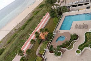5757 Collins Ave # 305, Miami Beach, FL 33140, Sold 01/21/22