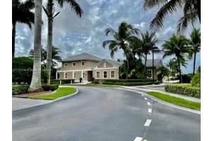 10757 NW 75th St, Doral, FL 33178, Sold 01/18/22