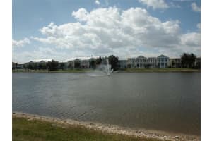 10757 NW 75th St, Doral, FL 33178, Sold 01/18/22