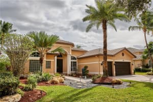 3020 W Lake Vista Cir, Davie, FL 33328, Sold 02/18/22