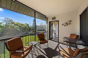 322 Pine Ridge Cir d2, Greenacres, FL 33463, Sold 04/15/22
