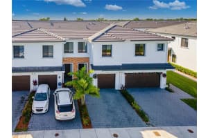10946 SW 235th St, Homestead, FL 33032, Sold 03/02/22
