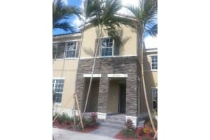16743 SW 96th St, Miami, FL 33196, Sold 06/02/22
