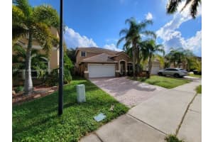 3742 Woodfield Ct, Coconut Creek, FL 33073, Sold 01/31/22