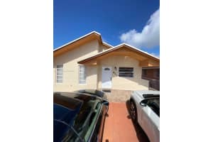 821 W 39th Pl, Hialeah, FL 33012, Sold 01/31/22
