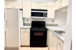 14010 SW 93rd Ln, Miami, FL 33186, Sold 01/11/22