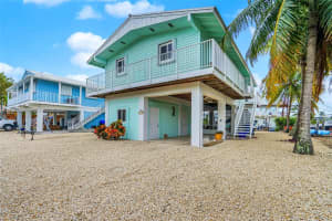 14 Mangrove Ln, Key Largo, FL 33037, Sold 01/31/22