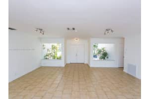 20530 Highland Lakes Blvd, Miami, FL 33179, Sold 01/31/22