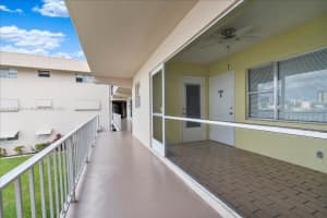 300 Golden Isles Dr, Hallandale Beach, FL 33009, Sold 01/11/22