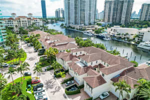 3740 NE 199th Terrace, Aventura, FL 33180, Sold 01/31/22