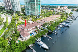 3740 NE 199th Terrace, Aventura, FL 33180, Sold 01/31/22