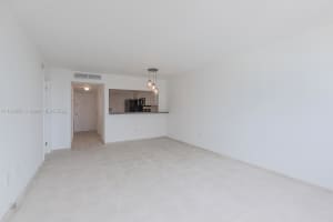 1020 Meridian Ave, Miami Beach, FL 33139, Sold 03/28/22